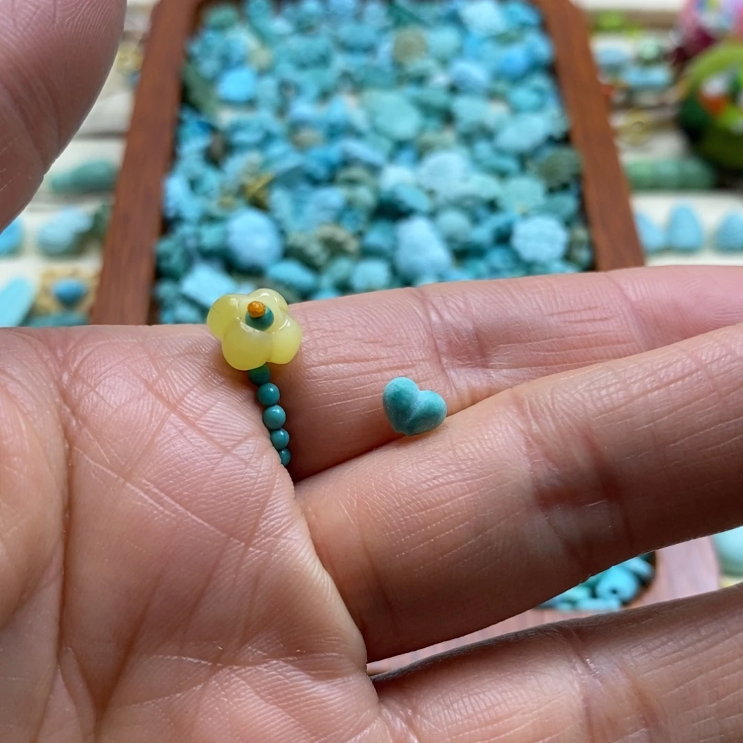 ゆ***y琥珀未镶嵌裸石蜜蜡