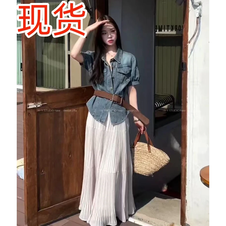 港风复古正肩修身收腰牛仔女2025春设计感+半裙时尚套装