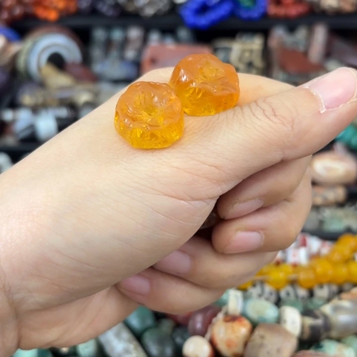 芝***芝玛瑙/玉髓未镶嵌颈饰