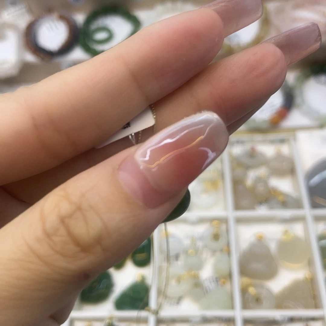 和田玉18K金镶嵌吊坠(赠链)