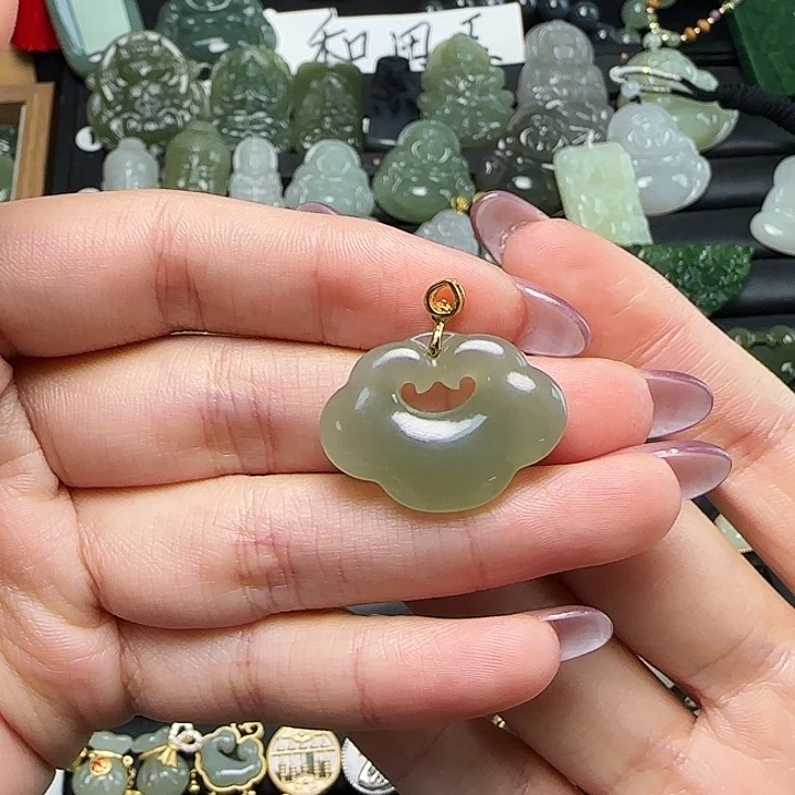 颈饰银S925镶嵌和田玉