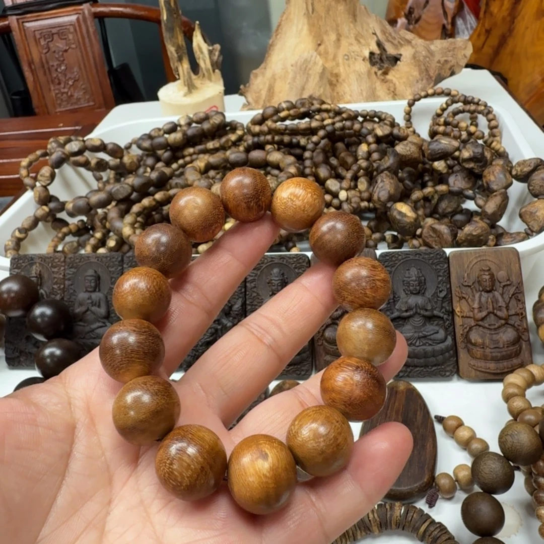 沉香碎屑沉香海南沉香1.6大17克