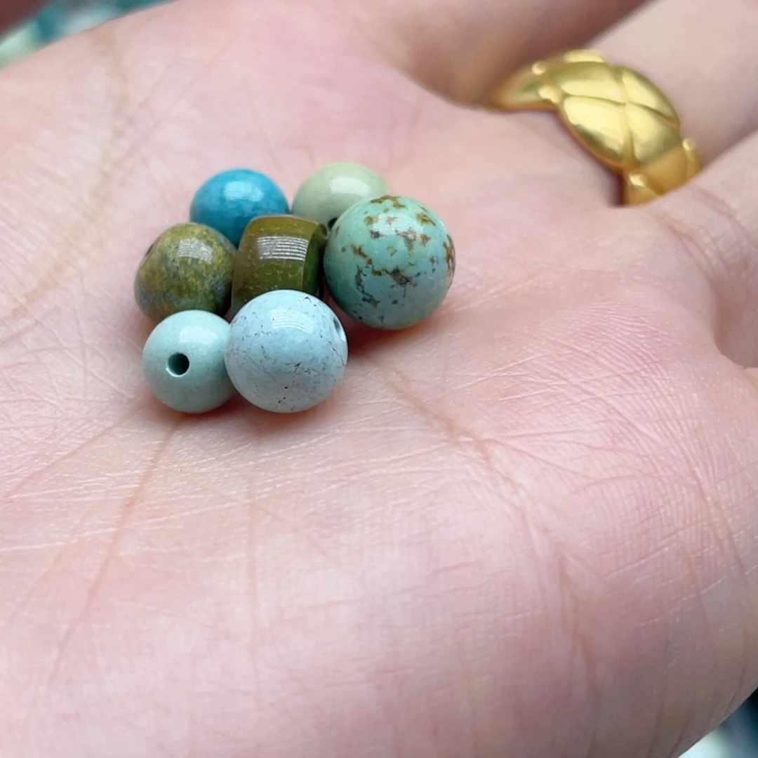南红玛瑙未镶嵌珠宝奇石