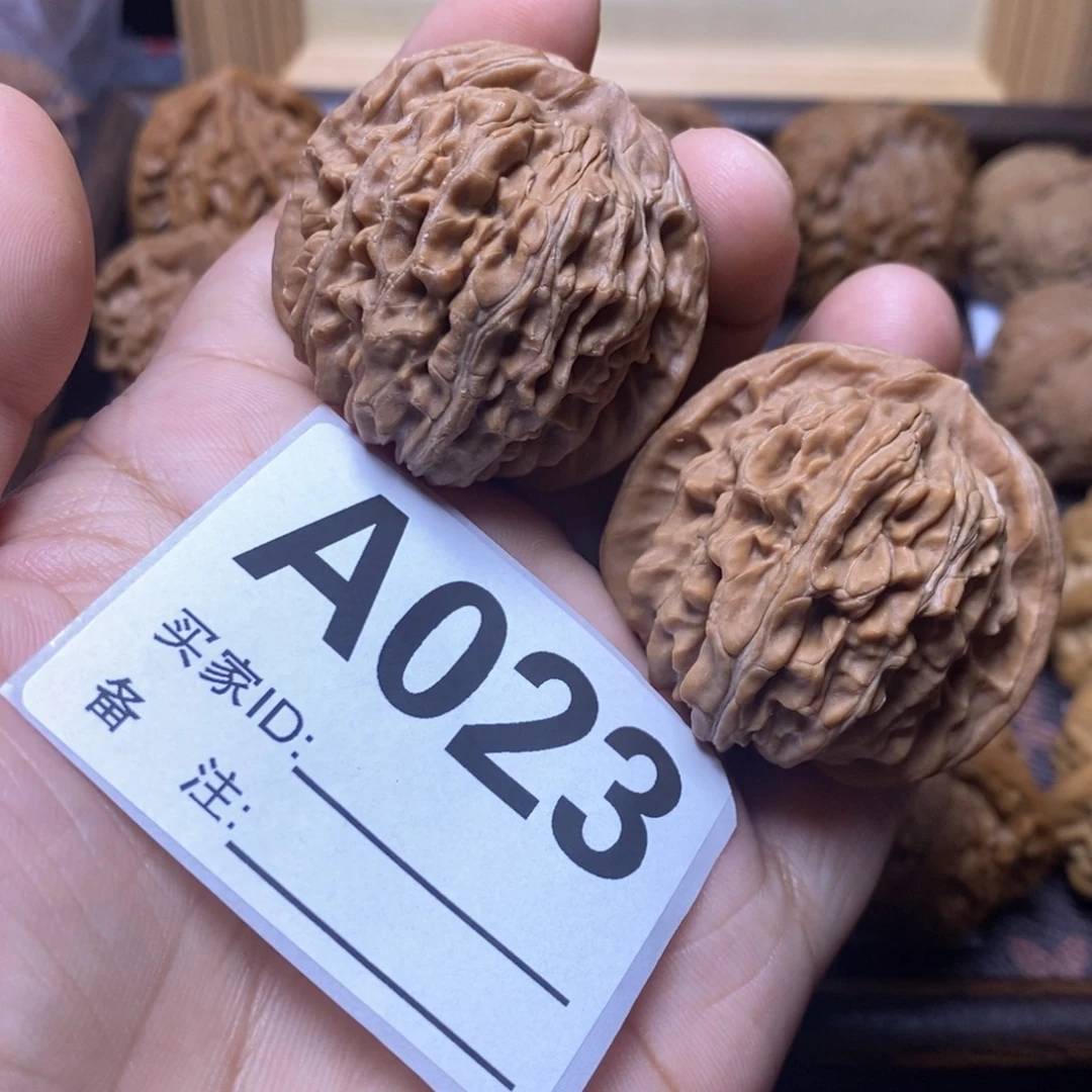 文玩核桃把件42尺四座楼