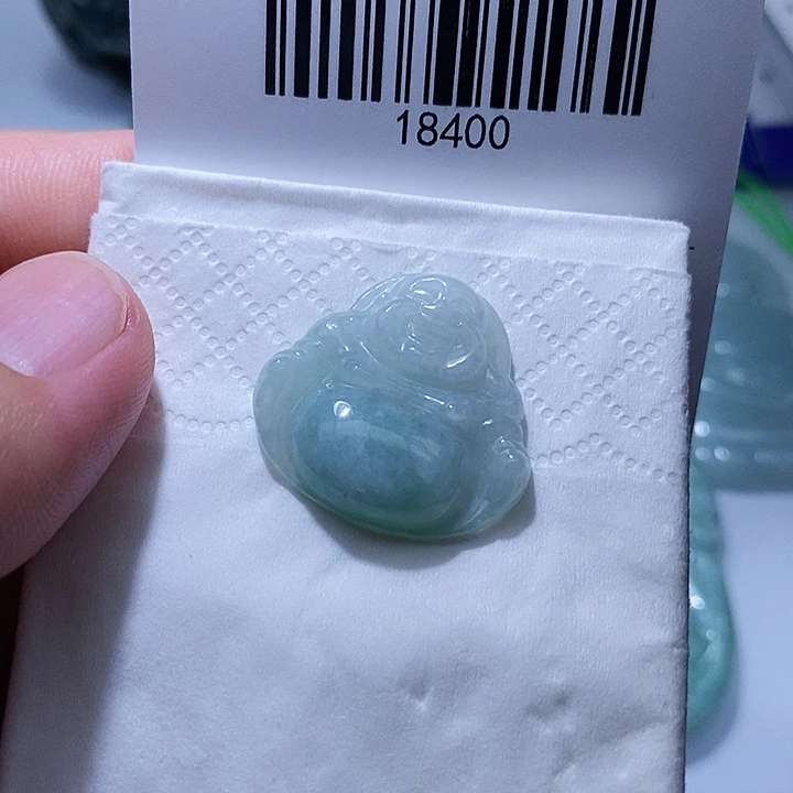 颈饰未镶嵌翡翠天光墟翡翠市场现金代购