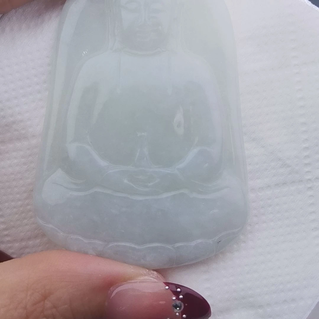 翡翠颈饰未镶嵌天然的A货翡翠多样性发货