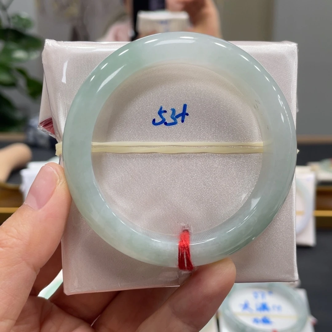 翡翠未镶嵌手镯翡翠