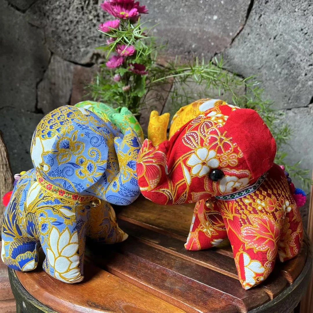 四两泰国手工布艺小象摆件