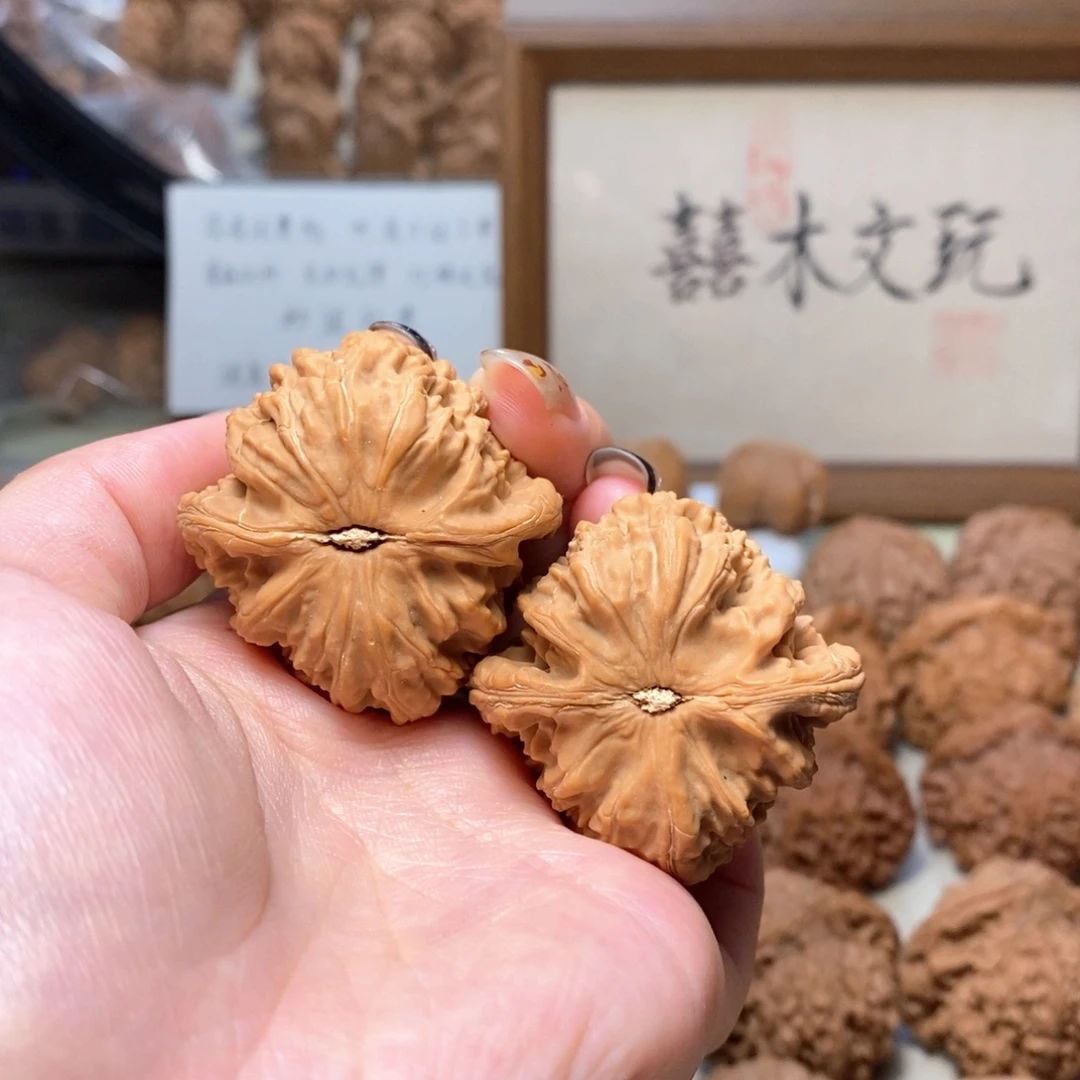 把件文玩核桃40+白狮子