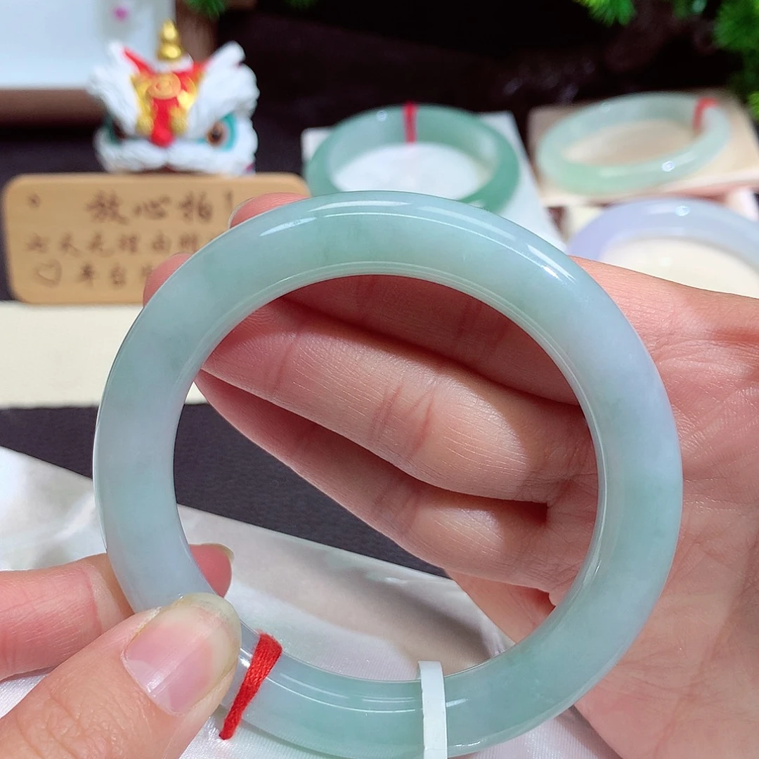 翡翠未镶嵌手镯1212