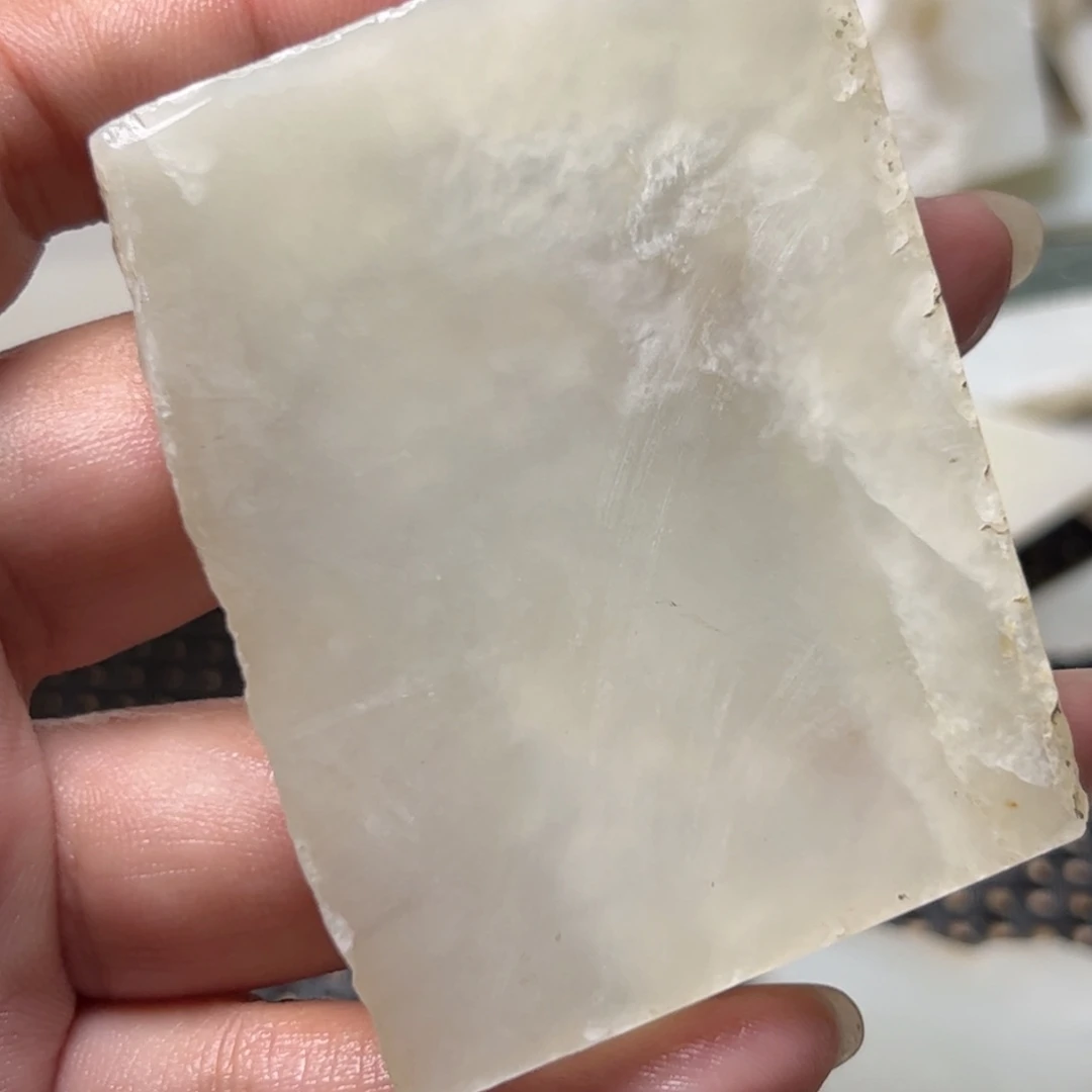 和田玉未镶嵌项链