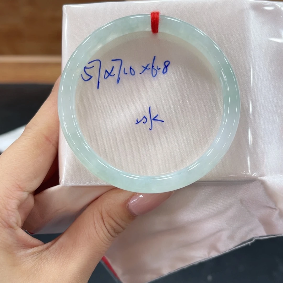 未镶嵌手镯翡翠翡翠