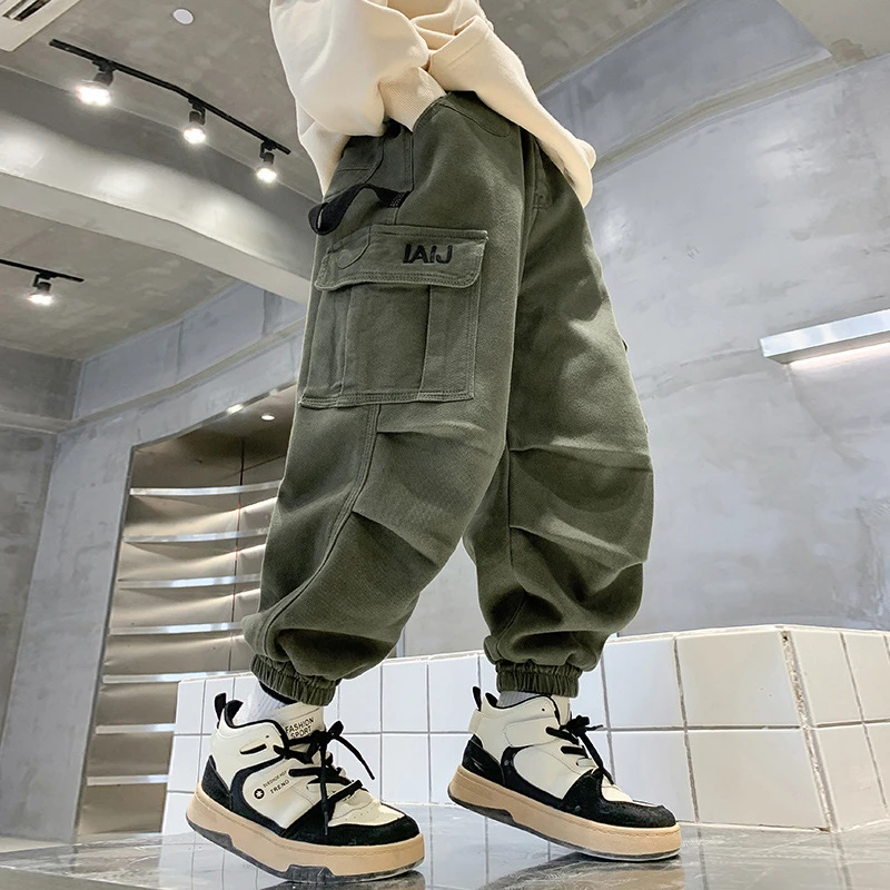 男童工装裤春秋款2025新款中大春装休闲运动裤男孩春季裤子潮