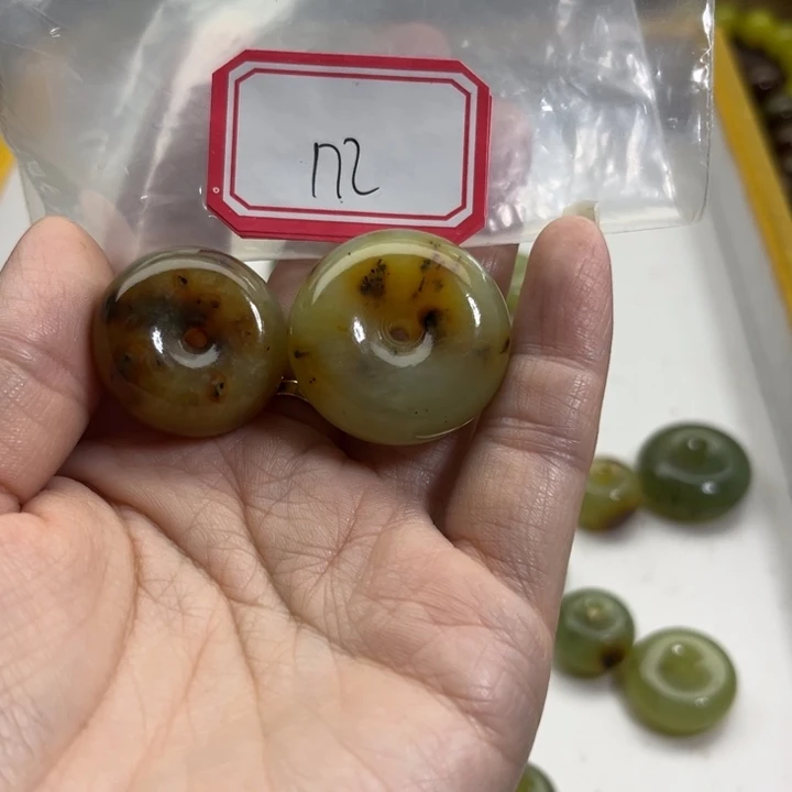 芋***开蛇纹石玉未镶嵌手链