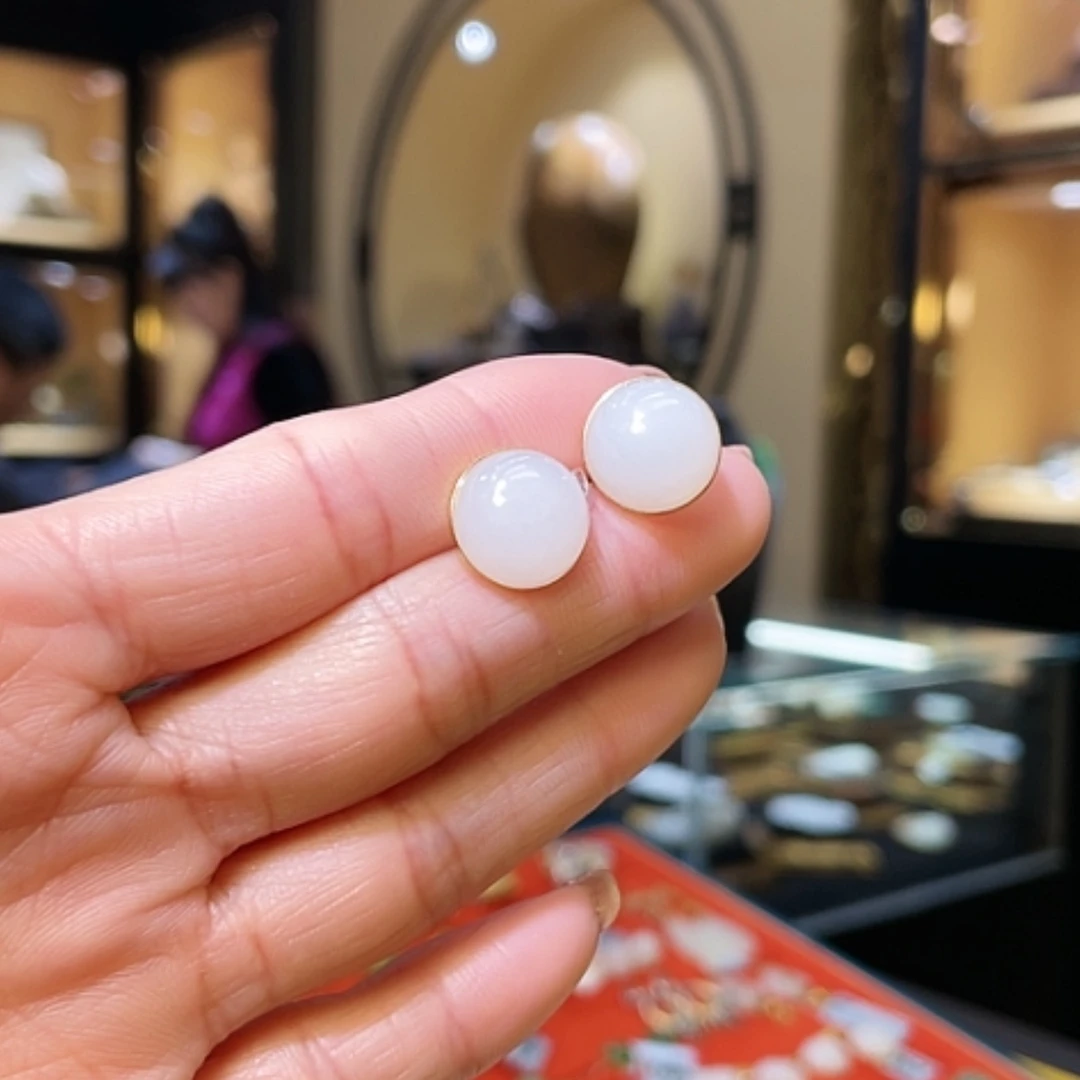 【闪购商品】和田玉耳饰18K金镶嵌耳勾款