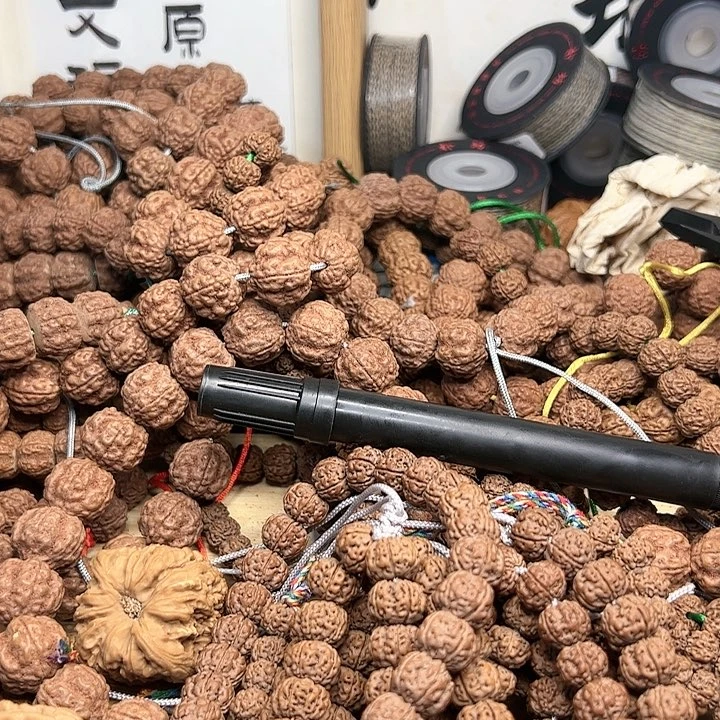 金刚菩提吊坠山*客白狮子