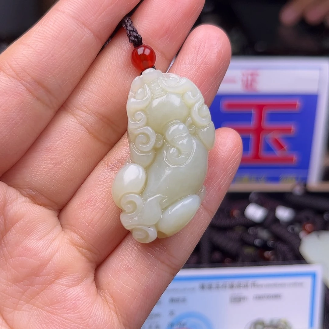 颈饰未镶嵌和田玉