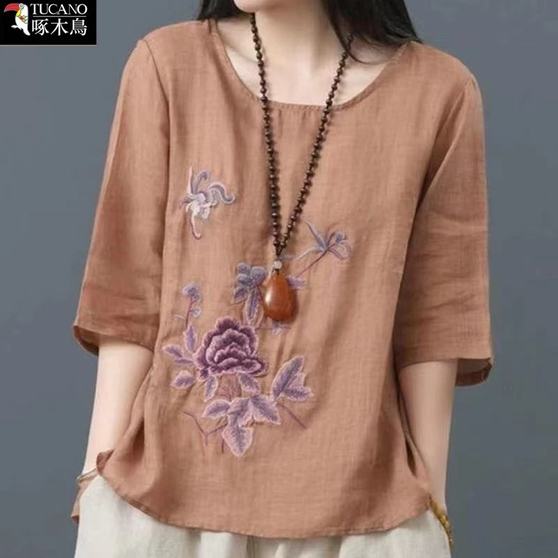 啄木鸟新款民族风刺绣上衣显瘦简约通勤2025夏季圆领短袖女装T恤