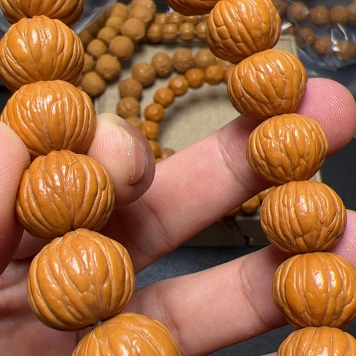 猴头核桃手串爸搭