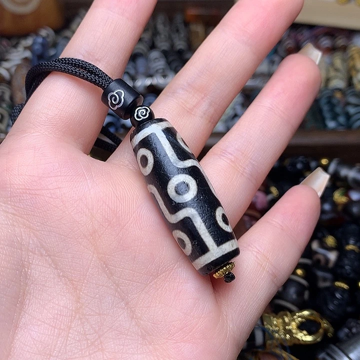 玛瑙/玉髓发一条未镶嵌