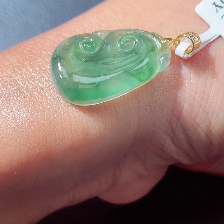 未镶嵌定制翡翠翡翠