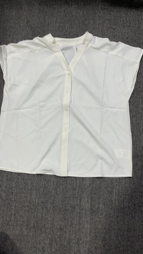 日单雪纷百搭纯色短袖