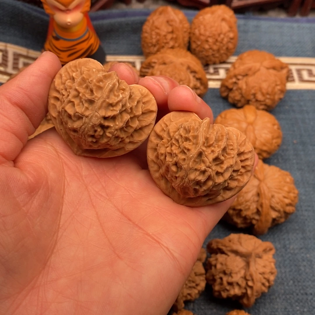 文玩核桃把件41全品毕业无药桃心宫灯