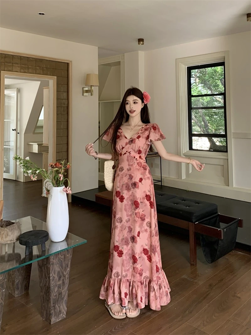 大码【豆沙调玫瑰】印花显白气质连衣裙设计感收腰V领法式洋气长裙