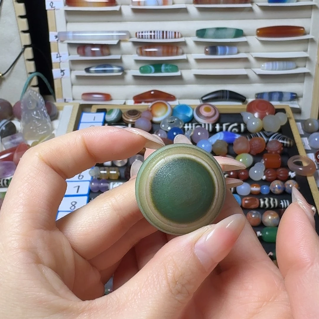 南****玛瑙/玉髓未镶嵌颈饰