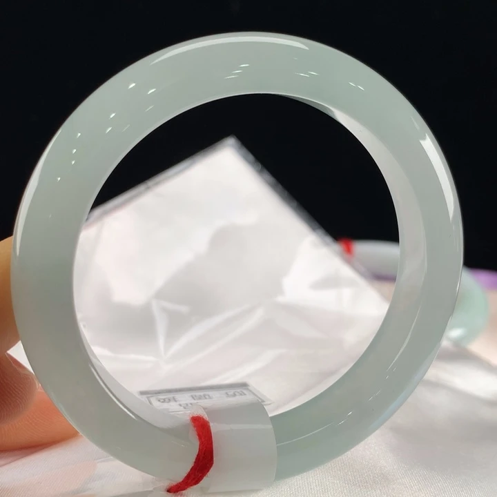 翡翠手镯未镶嵌111-0102