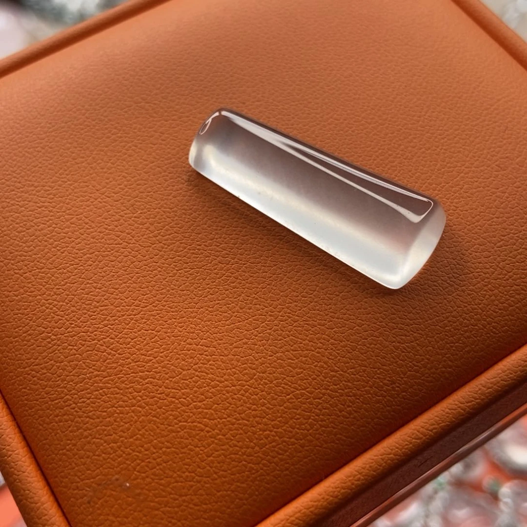 石英质玉颈饰未镶嵌