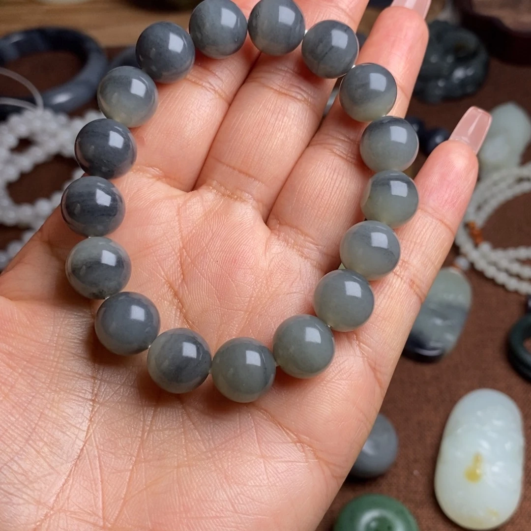 星***辰和田玉未镶嵌颈饰