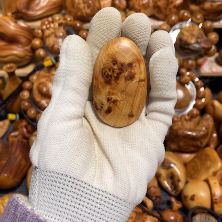 柏木（崖柏）大*太行崖柏瘤疤挂件