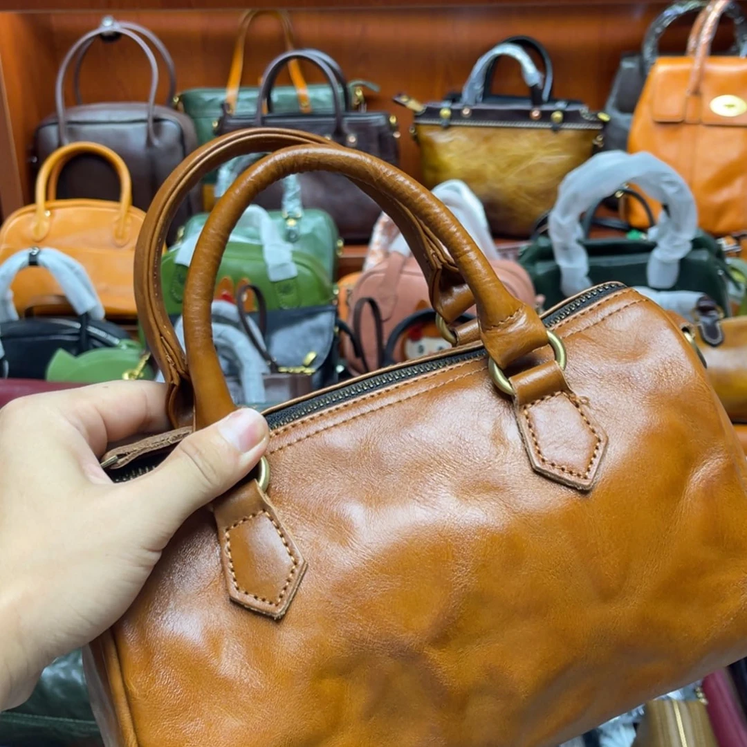【闪购商品】牛皮斜挎包