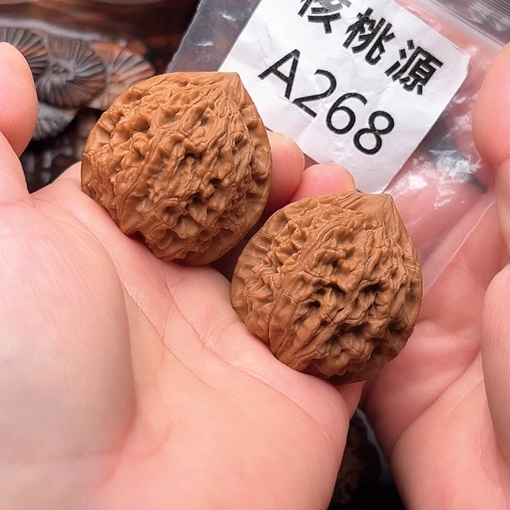 吊坠文玩核桃水龙纹40