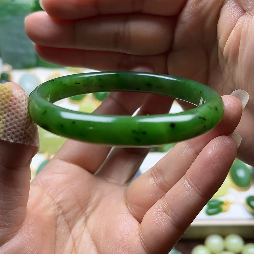 和田玉手镯59未镶嵌