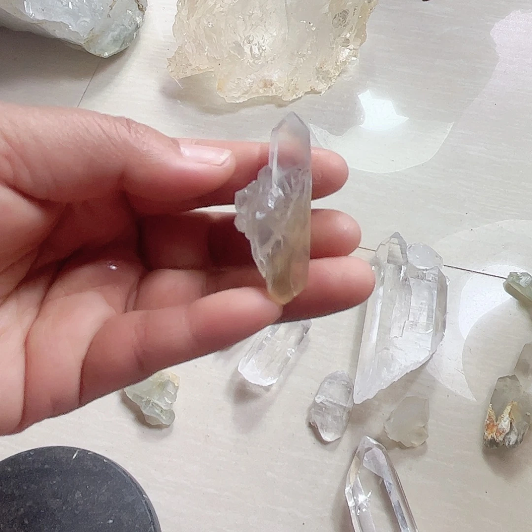 水晶天然水晶原石未镶嵌s****.