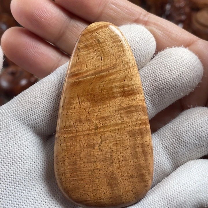 黄花梨/降香黄檀水滴把件