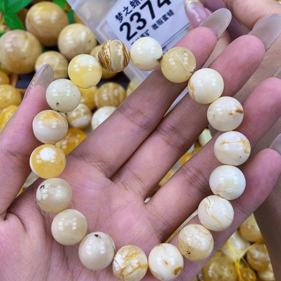 琥珀未镶嵌珠宝奇石12+