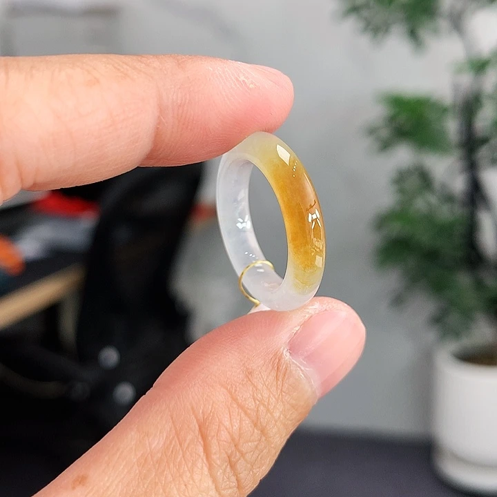 翡翠未镶嵌戒指12号