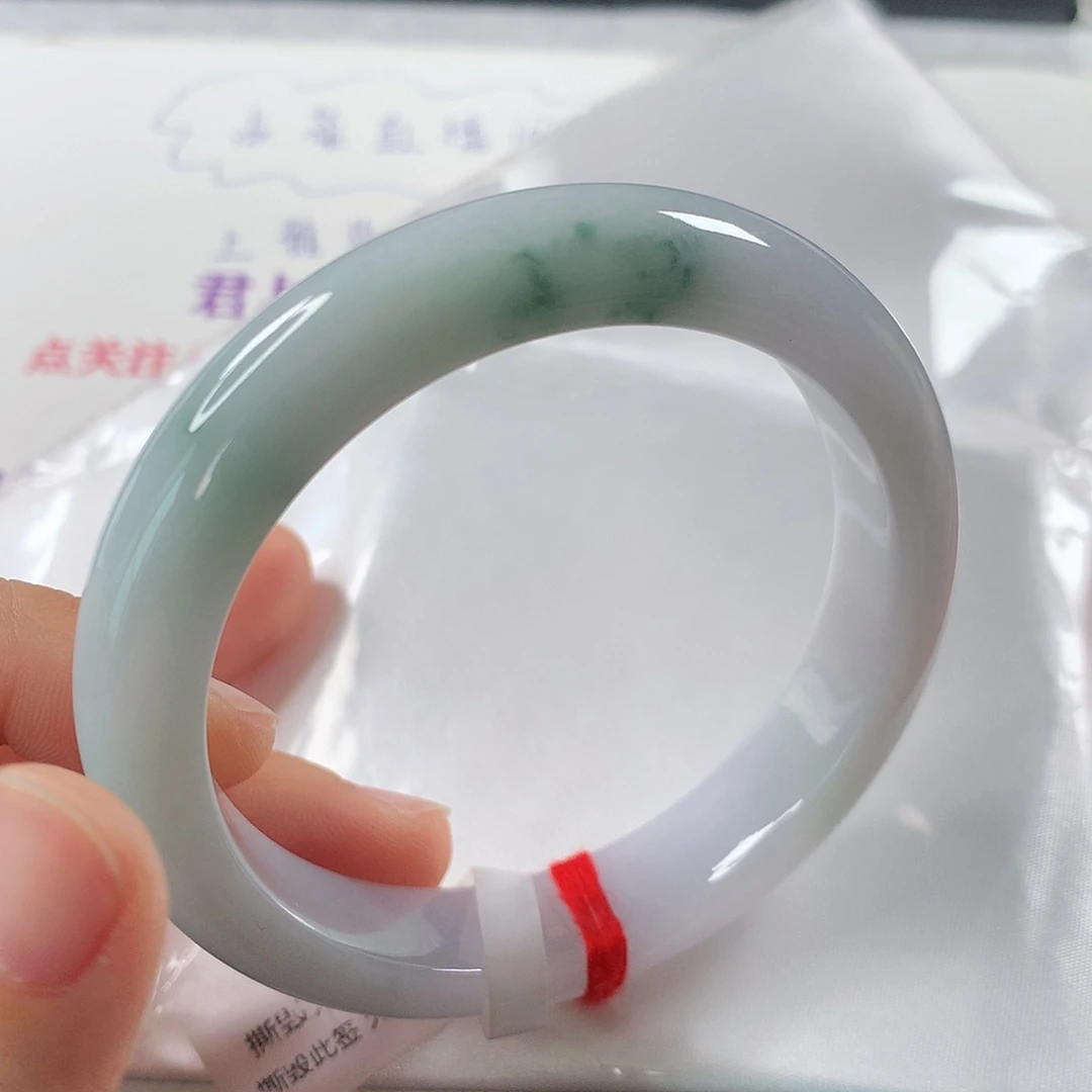翡翠手镯未镶嵌 正圈①⑦③