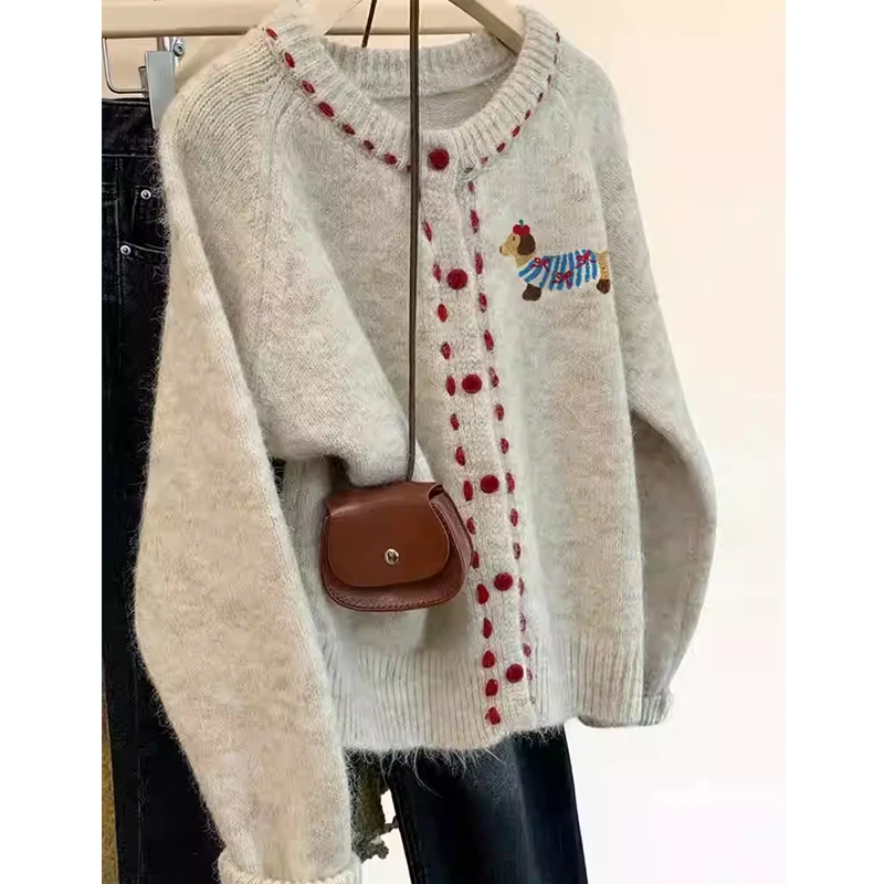 圆领小狗长袖针织开衫女秋冬2025新款小个子外穿打底毛衣外套上衣