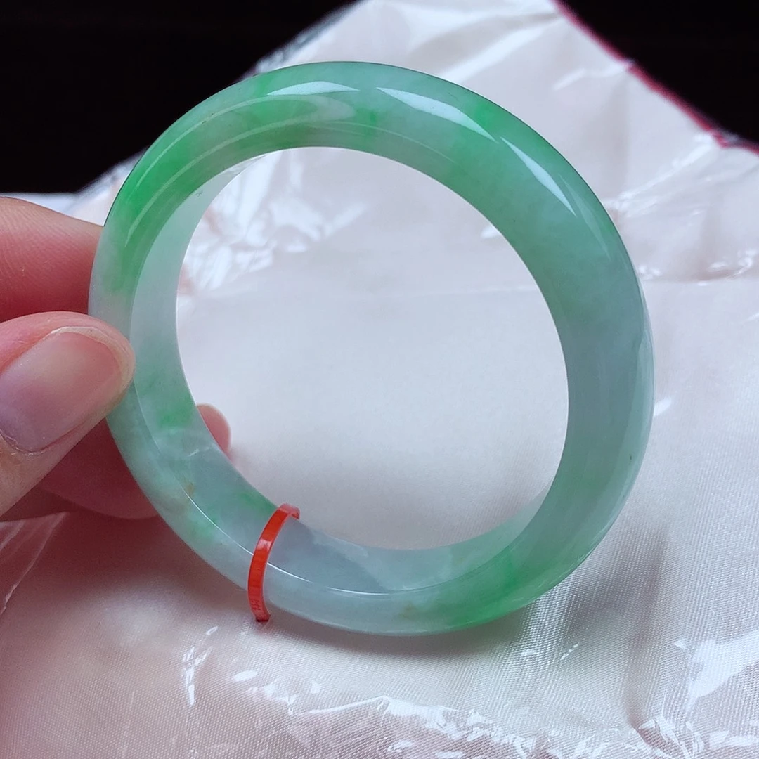 翡翠未镶嵌手镯53圈