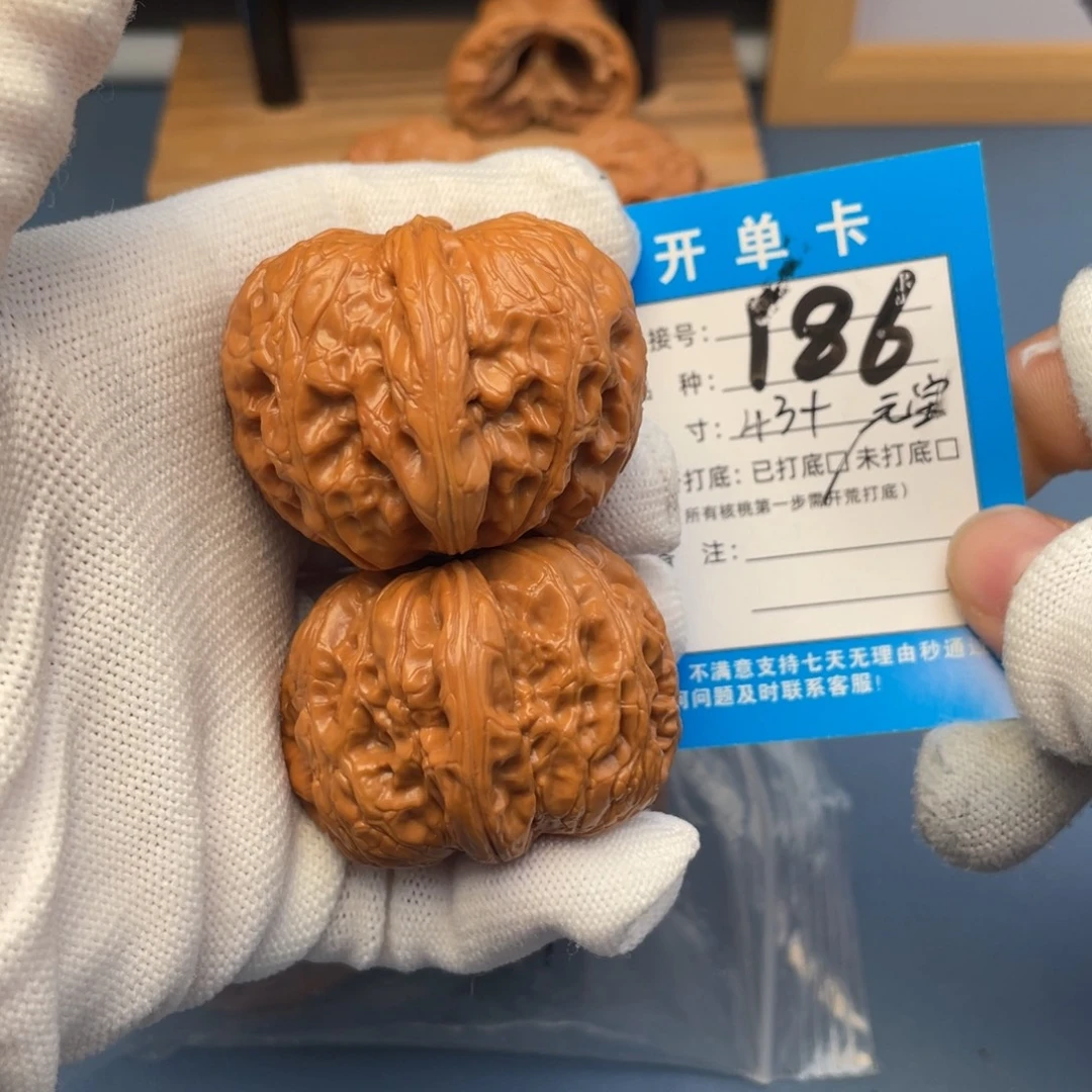 吊坠桃核文玩核桃