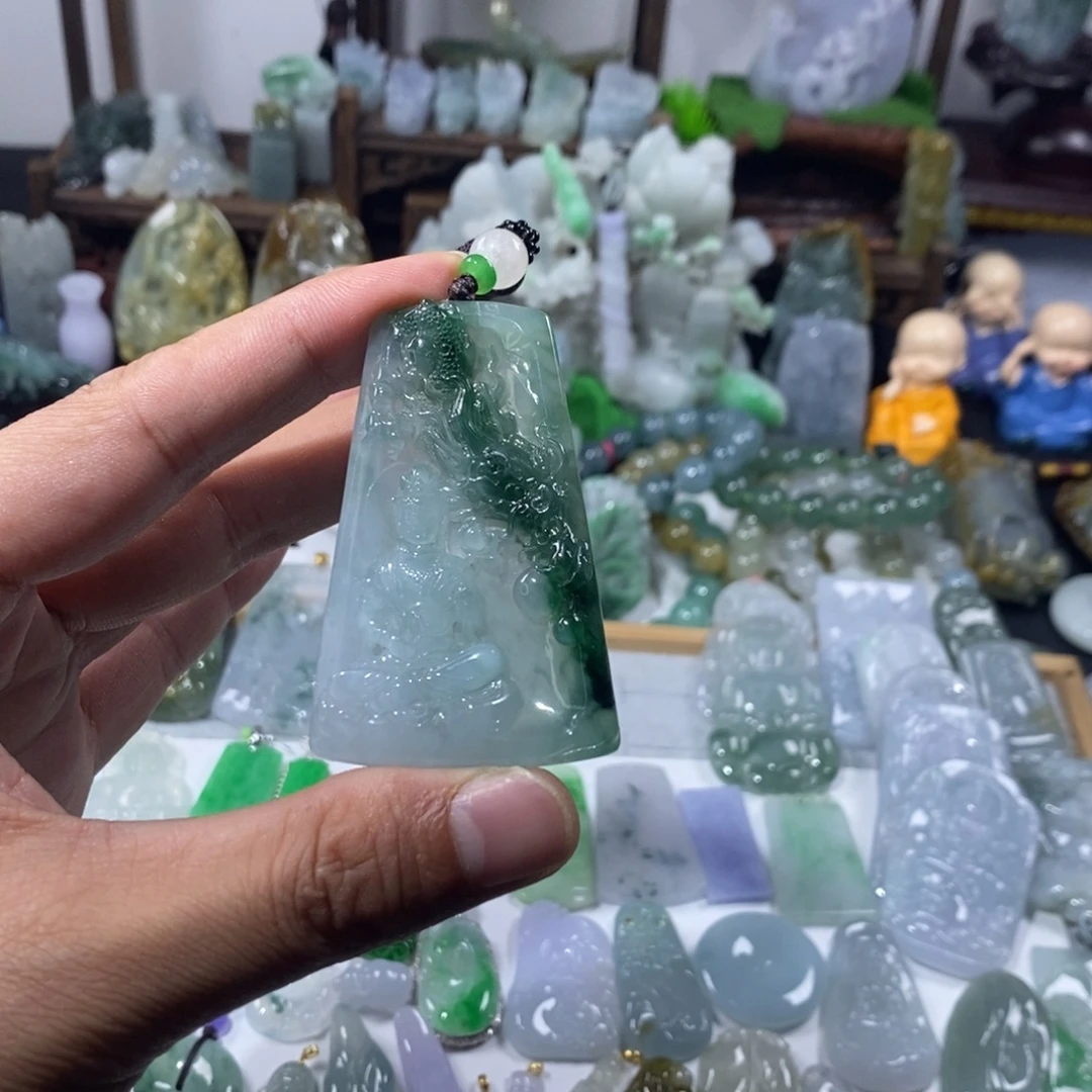 翡翠未镶嵌吊坠(不含链)御龙观音