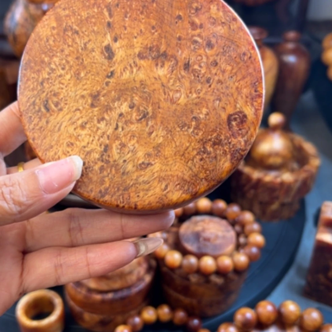 【闪购商品】松木（琥珀木）把件福****店