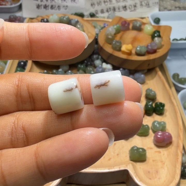 和田玉未镶嵌珠宝半成品