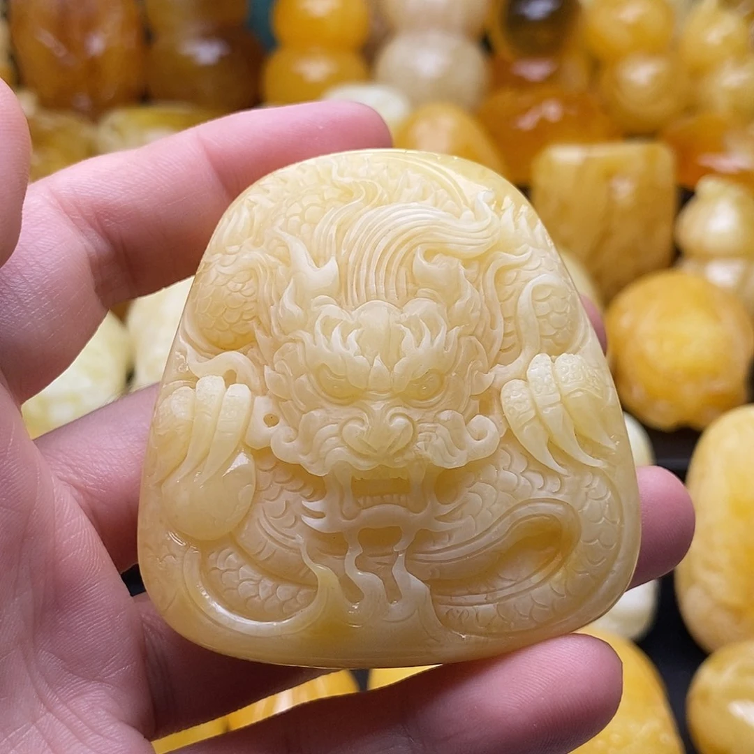 琥珀颈饰未镶嵌琥珀蜜蜡