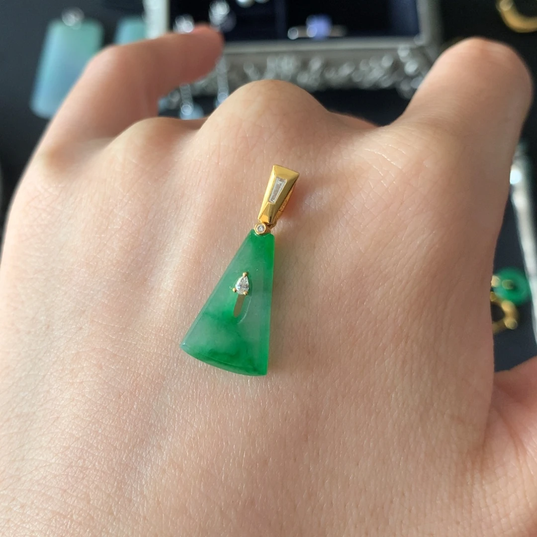 翡翠18K金镶嵌吊坠(不含链)