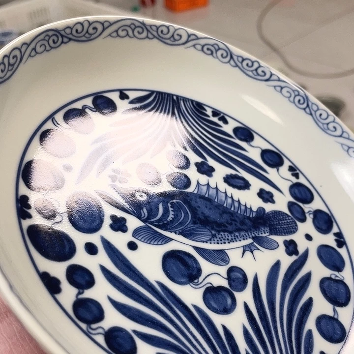 瓷片景德镇青花鱼藻纹大壶承